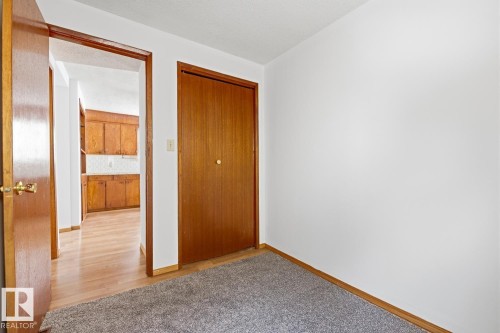 12134 96 Street, Edmonton, AB - Indoor Photo Showing Other Room