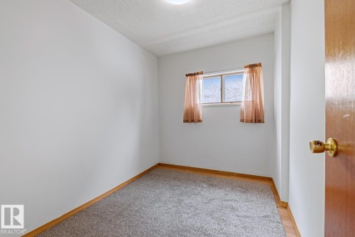 12134 96 Street, Edmonton, AB - Indoor Photo Showing Other Room