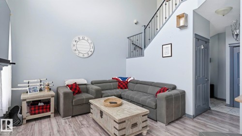 #18 4900 62 St, Beaumont, AB - Indoor Photo Showing Living Room