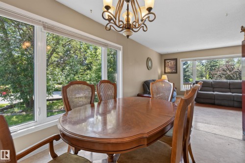 11303 115 Street Nw, Edmonton, AB - Indoor Photo Showing Dining Room
