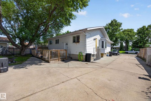 Back house - 8310 99 Avenue, Fort Saskatchewan, AB - Outdoor With Exterior