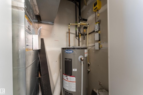 458 Allard Boulevard Sw, Edmonton, AB - Indoor Photo Showing Basement