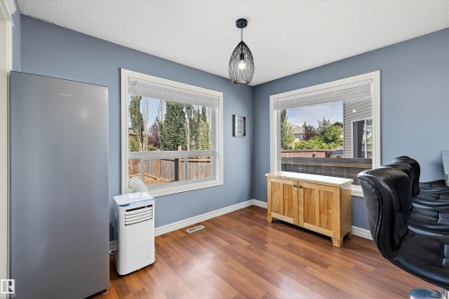 44 Vaughn Avenue, Spruce Grove, AB - Indoor