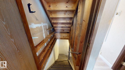Image quality insufficient for description - 4912 34A Avenue, Edmonton, AB - Indoor Photo Showing Other Room