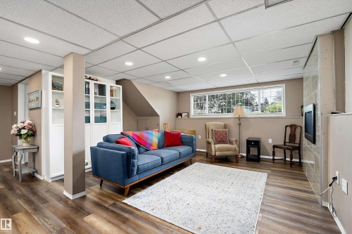 3915 42B Avenue, Leduc, AB - Indoor