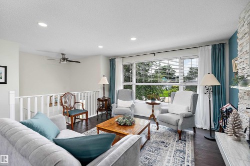 3915 42B Avenue, Leduc, AB - Indoor Photo Showing Living Room