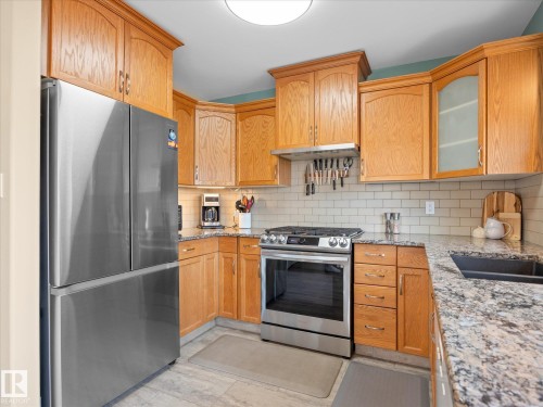 16948 116 Street Nw, Edmonton, AB - Indoor Photo Showing Kitchen With Stainless Steel Kitchen