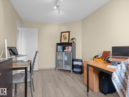 16948 116 Street Nw, Edmonton, AB - Indoor Photo Showing Other Room