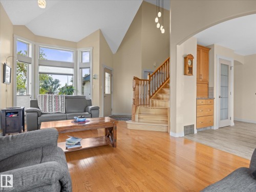 16948 116 Street Nw, Edmonton, AB - Indoor Photo Showing Living Room