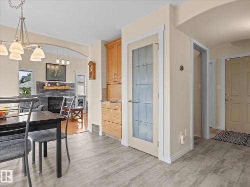 16948 116 Street Nw, Edmonton, AB - Indoor Photo Showing Dining Room