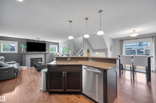 1740 59 Street Sw, Edmonton, AB - Indoor With Fireplace