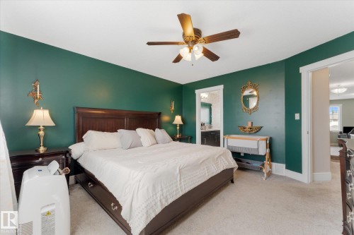 18 Rockwell Close, Fort Saskatchewan, AB - Indoor Photo Showing Bedroom
