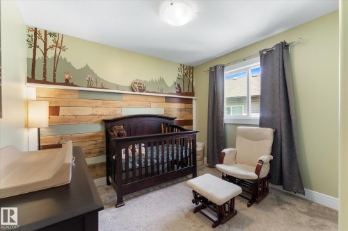 18 Rockwell Close, Fort Saskatchewan, AB - Indoor Photo Showing Bedroom
