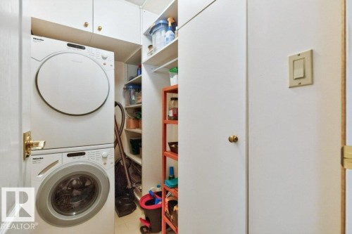 #312 4404 122 St Nw, Edmonton, AB - Indoor Photo Showing Laundry Room