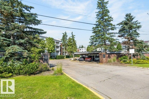 #312 4404 122 St Nw, Edmonton, AB - Outdoor