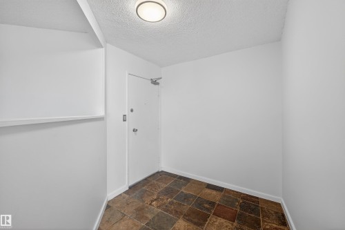 10045 117 Street Nw, Edmonton, AB - Indoor Photo Showing Other Room
