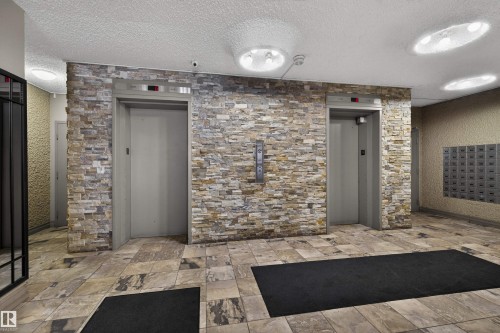 10045 117 Street Nw, Edmonton, AB -  Photo Showing Other Room