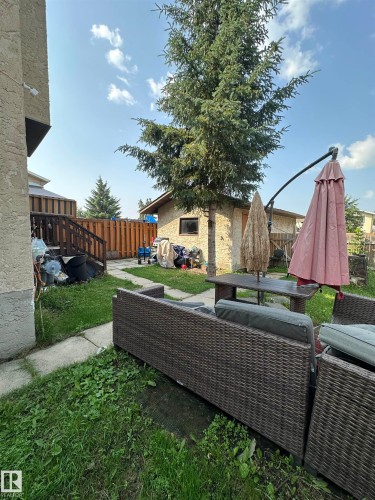 2114 47 Street Nw, Edmonton, AB - Outdoor