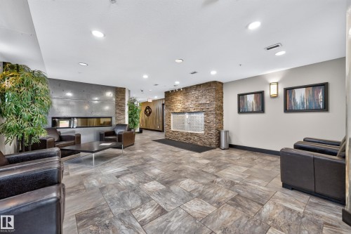 #703 9707 106 St Nw, Edmonton, AB - Indoor