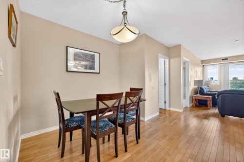 #703 9707 106 St Nw, Edmonton, AB - Indoor Photo Showing Dining Room