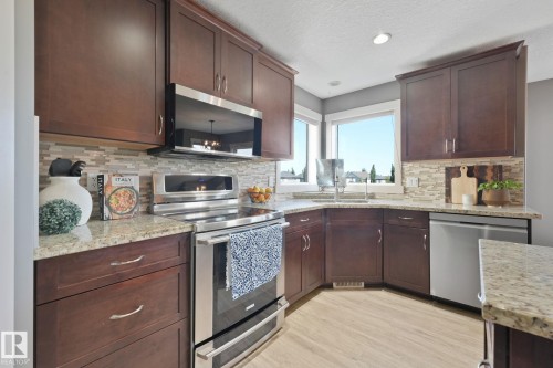 96 Marcelle Point(E), Beaumont, AB - Indoor Photo Showing Kitchen