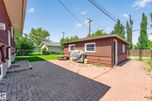 6016 92 Avenue Nw, Edmonton, AB - Outdoor With Exterior