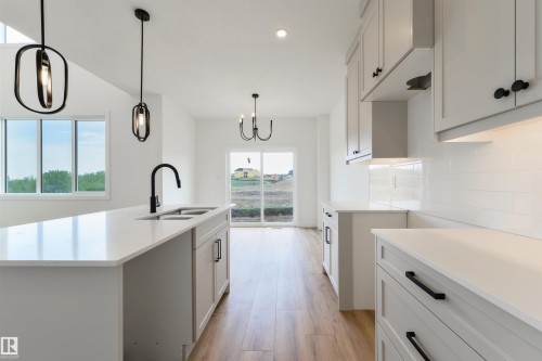 1309 Hawks Ridge Link Nw, Edmonton, AB - Indoor Photo Showing Kitchen