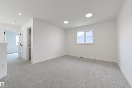 1309 Hawks Ridge Link Nw, Edmonton, AB - Indoor Photo Showing Other Room