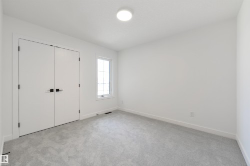 1309 Hawks Ridge Link Nw, Edmonton, AB - Indoor Photo Showing Other Room