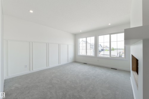1309 Hawks Ridge Link Nw, Edmonton, AB - Indoor Photo Showing Other Room