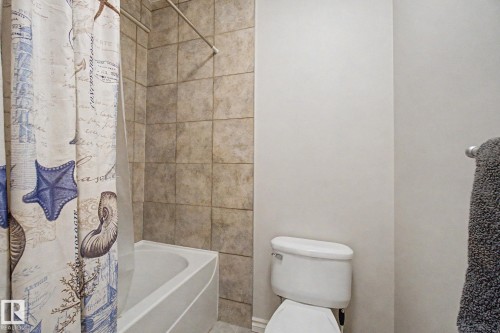 5111 Terwillegar Boulevard Nw, Edmonton, AB - Indoor Photo Showing Bathroom