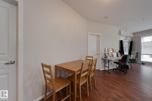 #162 4823 104A St Nw, Edmonton, AB - Indoor Photo Showing Dining Room