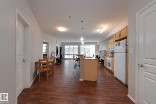 #162 4823 104A St Nw, Edmonton, AB - Indoor Photo Showing Other Room