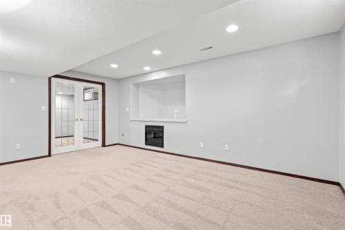 6 Oakridge Dr, St. Albert, AB - Indoor Photo Showing Other Room