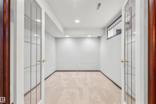 6 Oakridge Dr, St. Albert, AB - Indoor Photo Showing Other Room