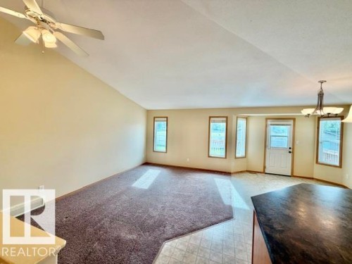 18 Nordal Close, Wetaskiwin, AB - Indoor Photo Showing Other Room