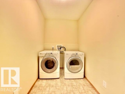 18 Nordal Close, Wetaskiwin, AB - Indoor Photo Showing Laundry Room