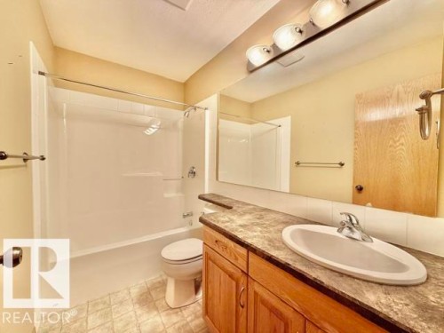 18 Nordal Close, Wetaskiwin, AB - Indoor Photo Showing Bathroom