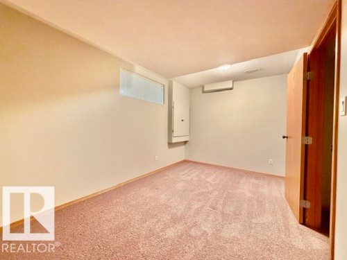 18 Nordal Close, Wetaskiwin, AB - Indoor Photo Showing Other Room