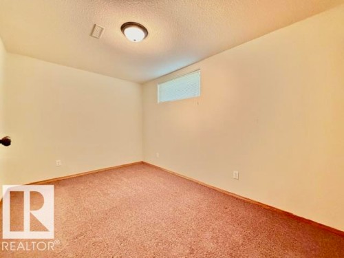 18 Nordal Close, Wetaskiwin, AB - Indoor Photo Showing Other Room