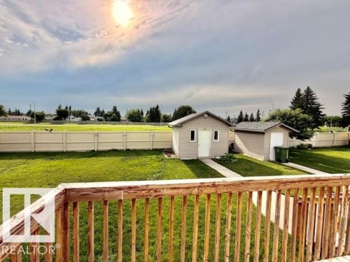 18 Nordal Close, Wetaskiwin, AB - Outdoor