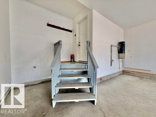 18 Nordal Close, Wetaskiwin, AB - Indoor Photo Showing Other Room