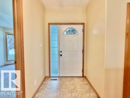 18 Nordal Close, Wetaskiwin, AB - Indoor Photo Showing Other Room