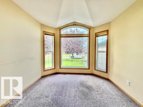 18 Nordal Close, Wetaskiwin, AB - Indoor Photo Showing Other Room