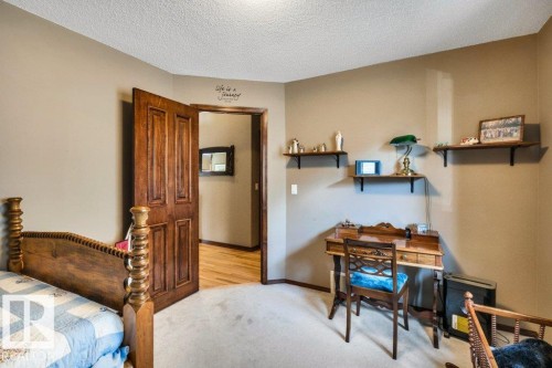 48 Lamplight Drive, Spruce Grove, AB - Indoor