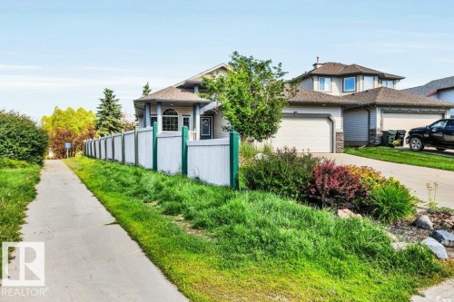 48 Lamplight Drive, Spruce Grove, AB - Outdoor