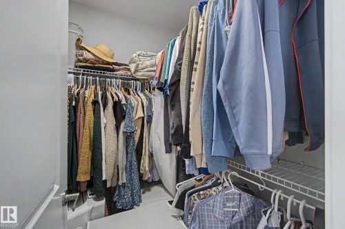 1926 Kroetsch Crescent Sw, Edmonton, AB - Indoor With Storage