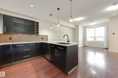 8308 108 Street Nw, Edmonton, AB - Indoor Photo Showing Kitchen With Upgraded Kitchen