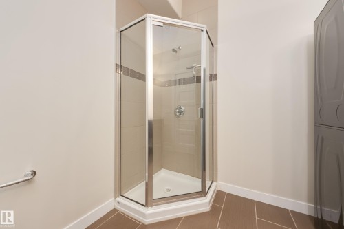 8308 108 Street Nw, Edmonton, AB - Indoor Photo Showing Bathroom