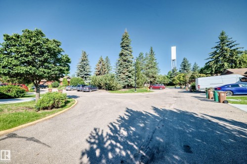 74 Lacombe Point(E), St. Albert, AB - Outdoor